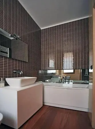 Top Canal View * البندقية